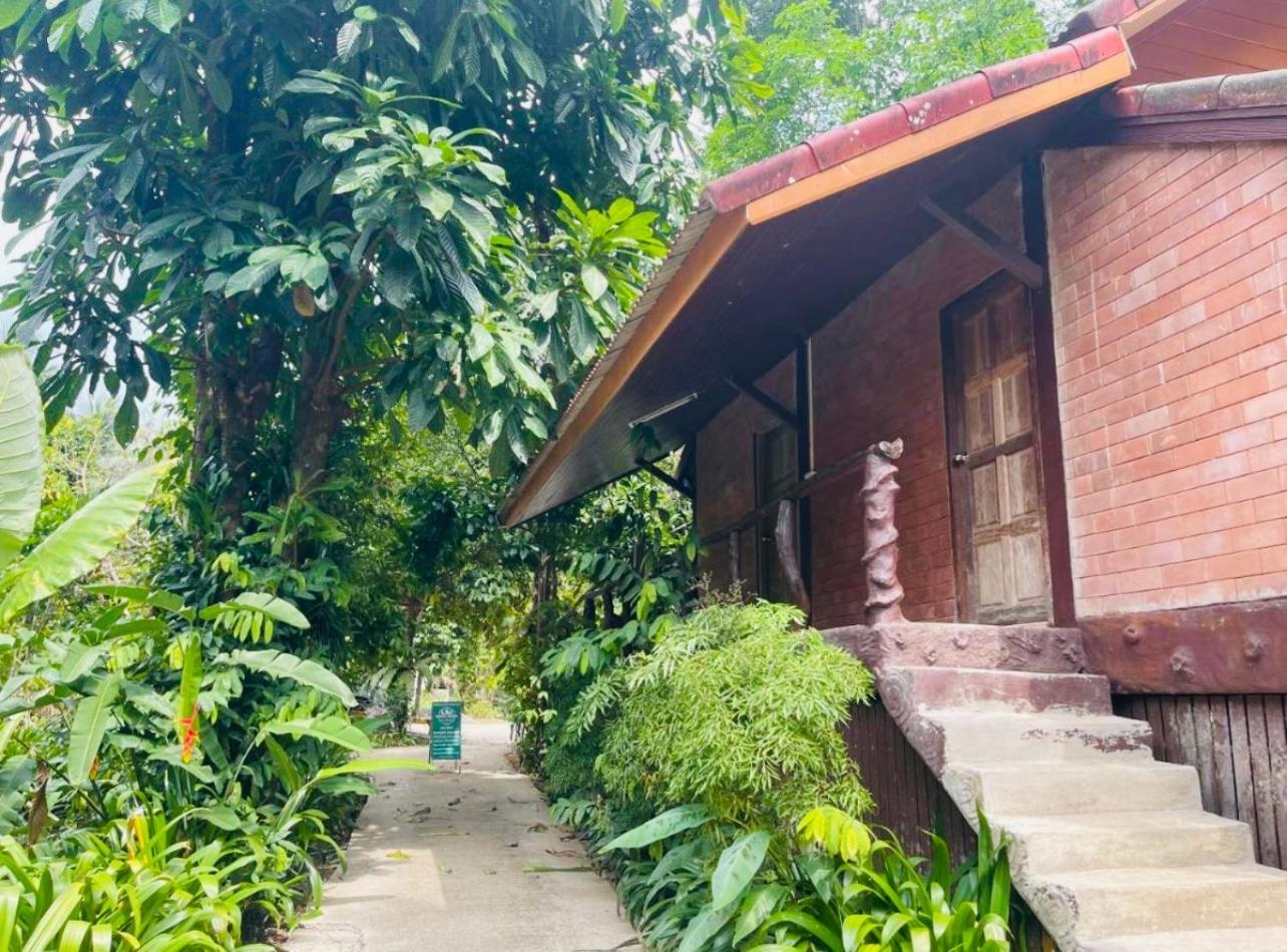 Khaosok Monkeys & River Camps Hotel Khao Sok National Park Exterior photo